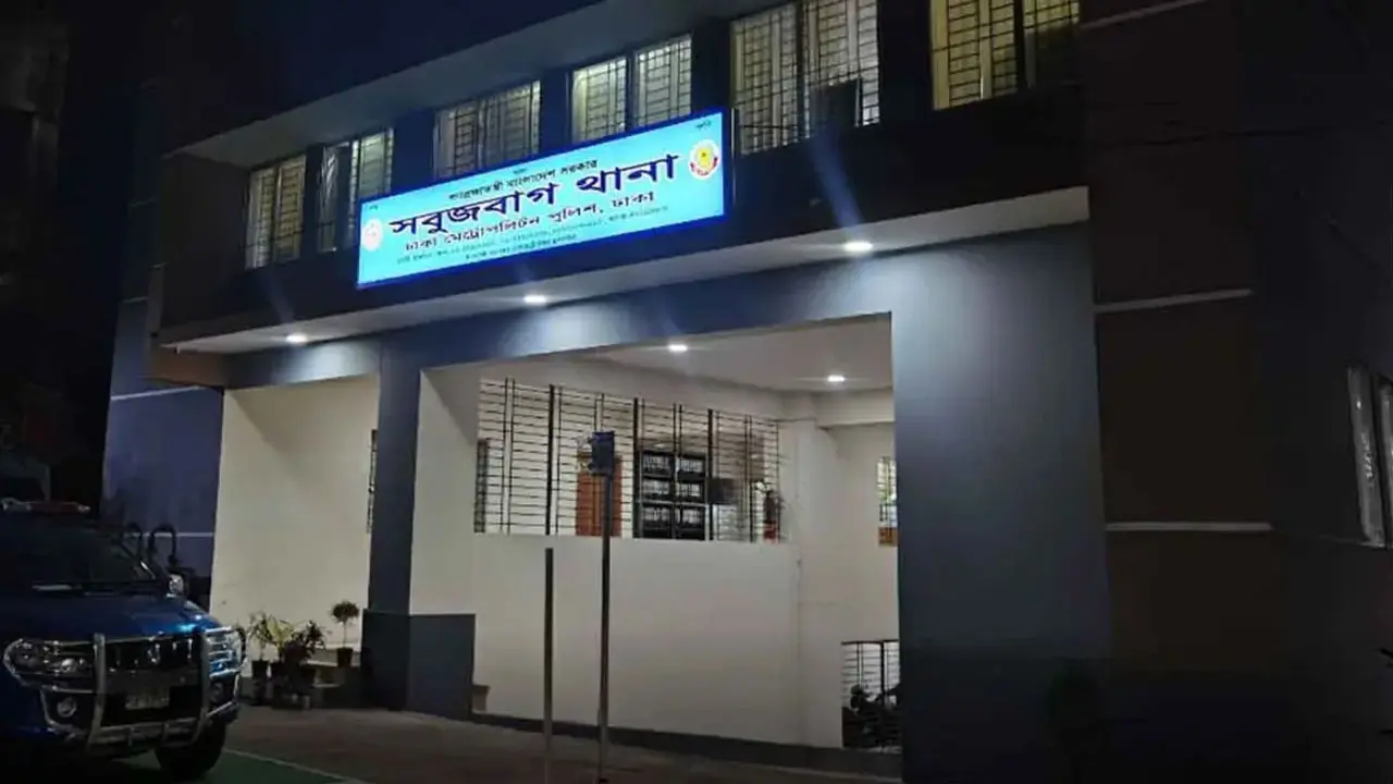 রাজধানীতে নারীর গলাকাটা মাথা ও দুই হাত উদ্ধার, বাকি মরদেহের সন্ধানে পুলিশ