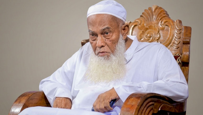 হেফাজতের নায়েবে আমির মাওলানা নুরুল হক মারা গেছেন