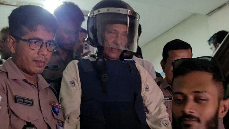 জুলাই হত্যা মামলায় সাবেক এমপি শাহজাহান ওমরকে গ্রেপ্তার দেখাল আদালত