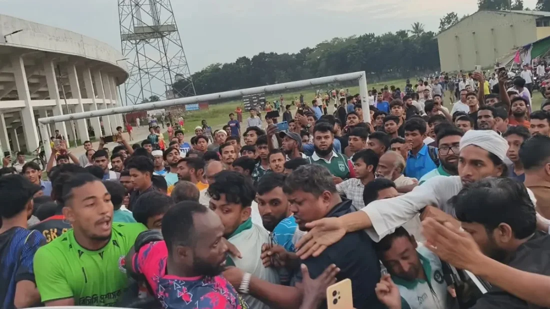 সংযুক্ত ছবি